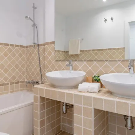 Apt. With Terrace And Sea Views Apartment Estepona