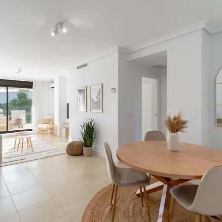 Apt. With Terrace And Sea Views